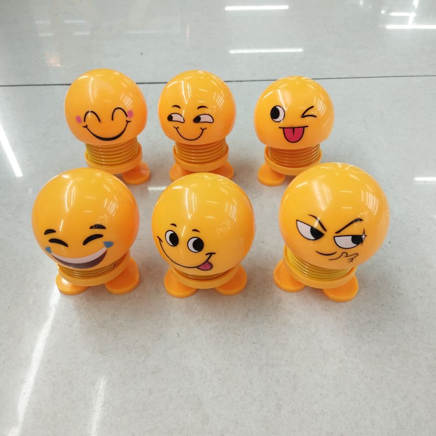 抖音摇头公仔 弹簧表情车载娃娃
