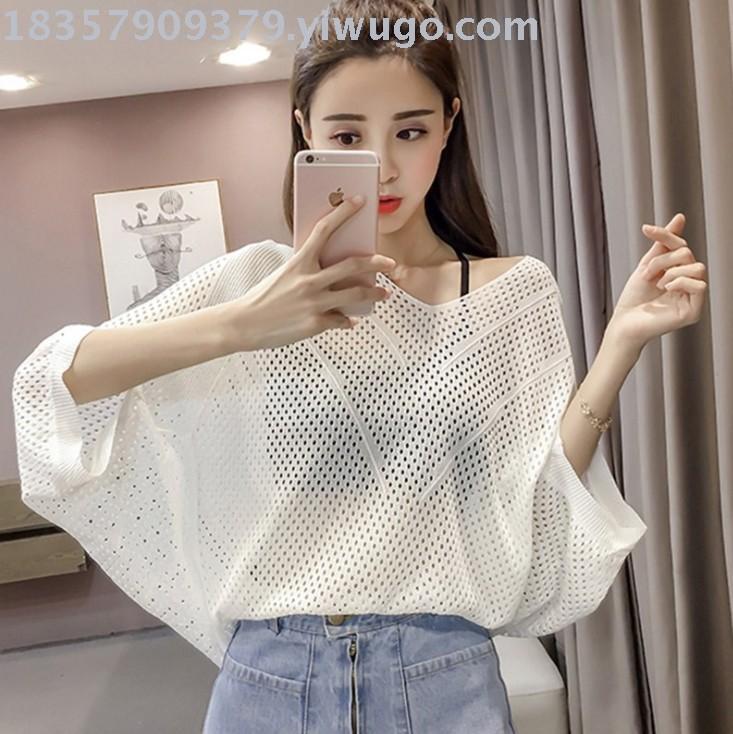 Spring and summer new hollow net shirt bat sleeve loose knit shirt V-neck solid color coat large size women's smock