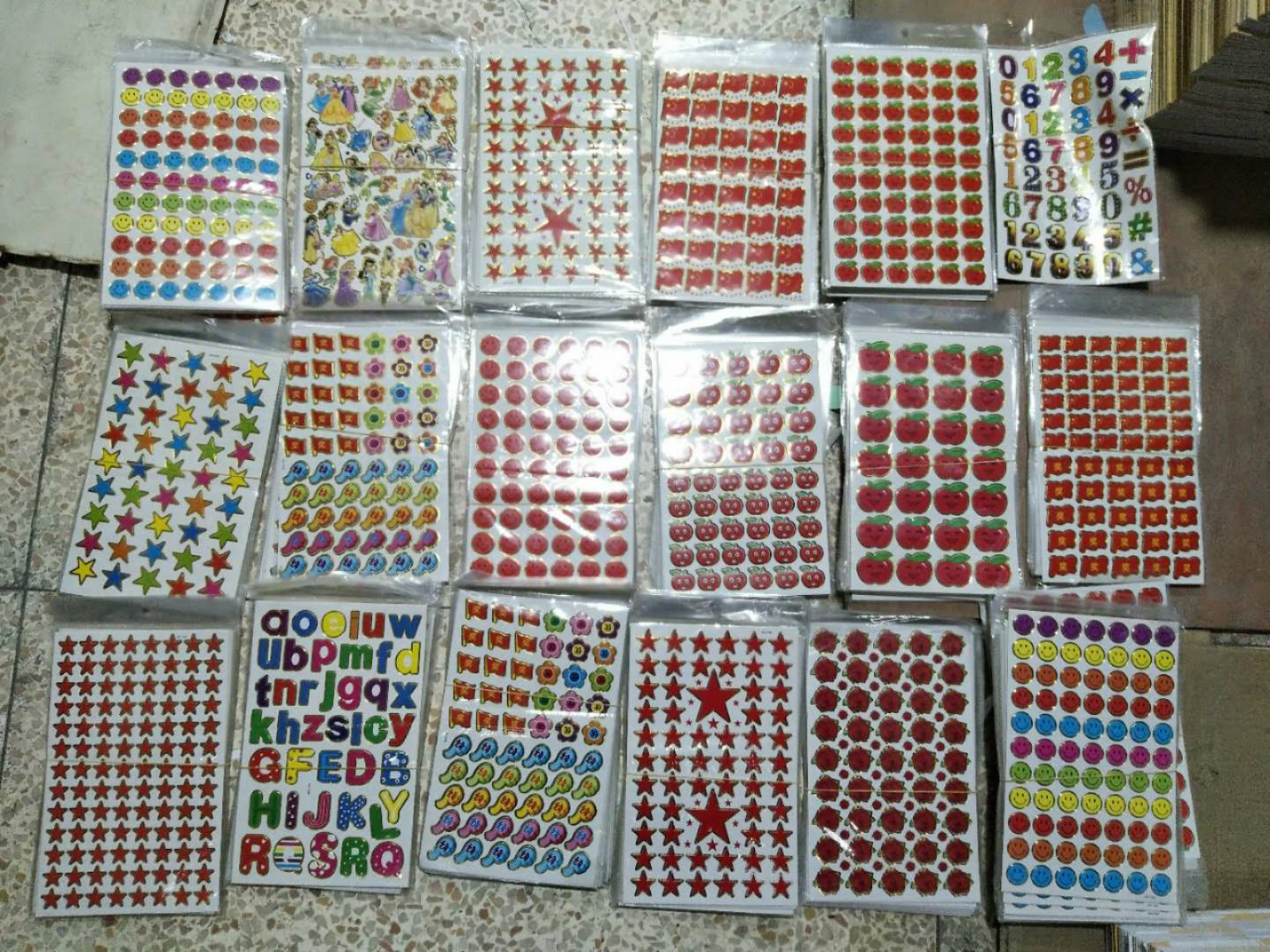 苹果 数字 字母 国旗 五角星 笑脸 不干胶 奖励大红花