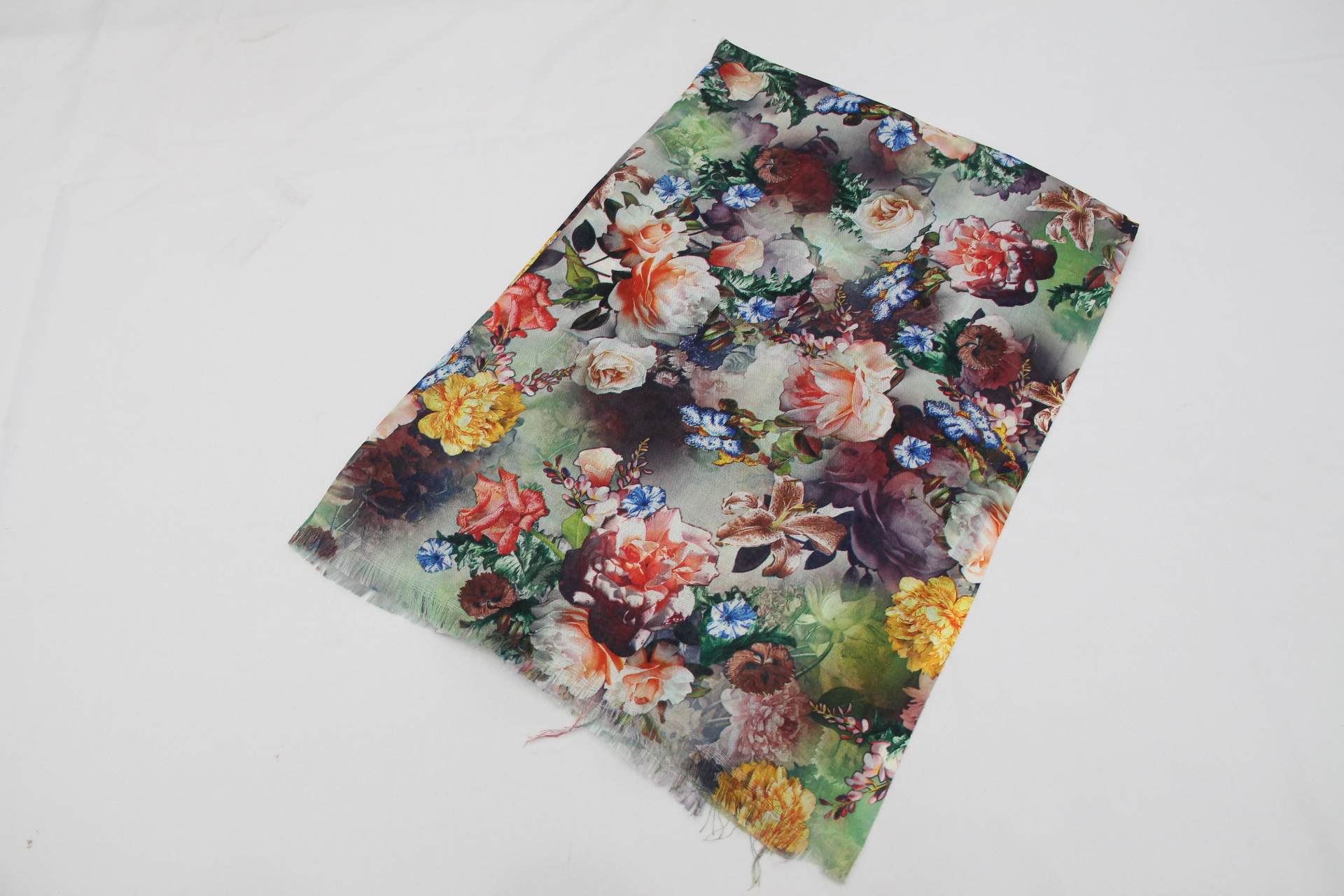 Cross-Border Aliexpress Europe And The United States High-End Digital Printed Scarf Variable Fringe Shawls Breathable And Warm Specification drawing