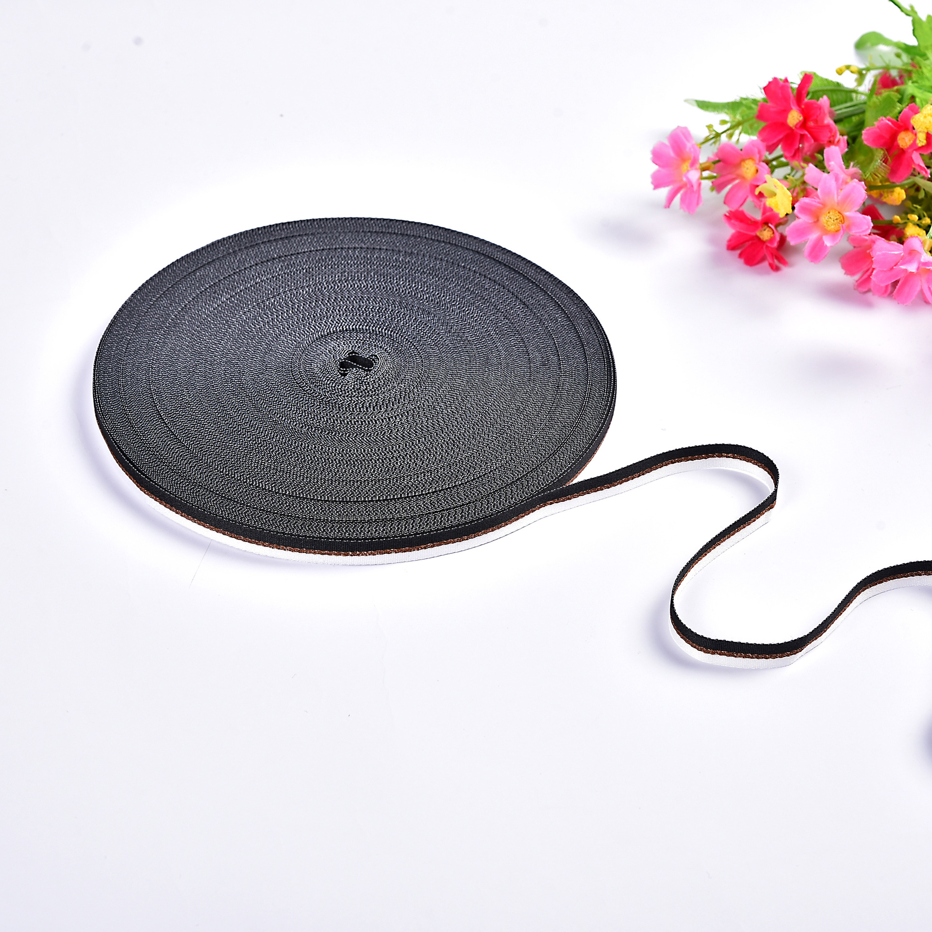 Environmentally friendly polyester webbing, striped webbing, plain webbing, clothing and textile accessories, polyester webbing manufacturer wholesale Specification image