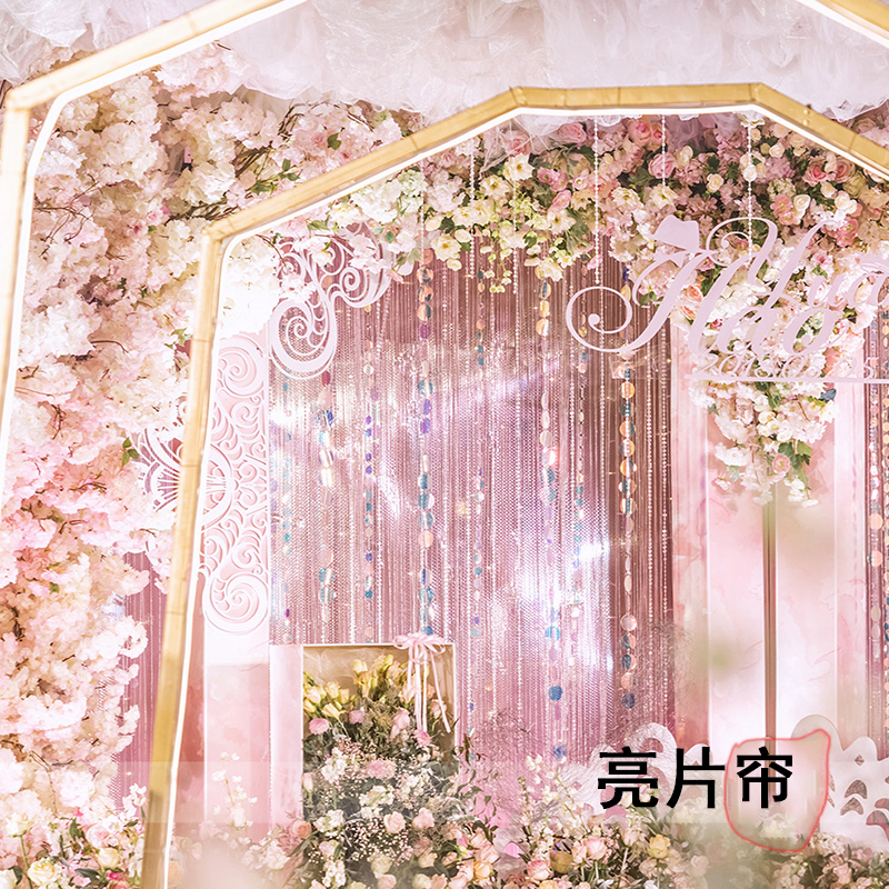 Wedding venue decoration items, wedding props, hanging ornaments, pendants, sequins, string curtains, PVC sequin curtains, bead curtain pieces details Picture