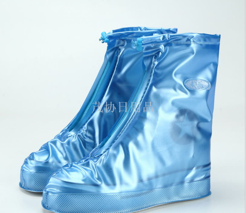 防雨鞋套实物图
