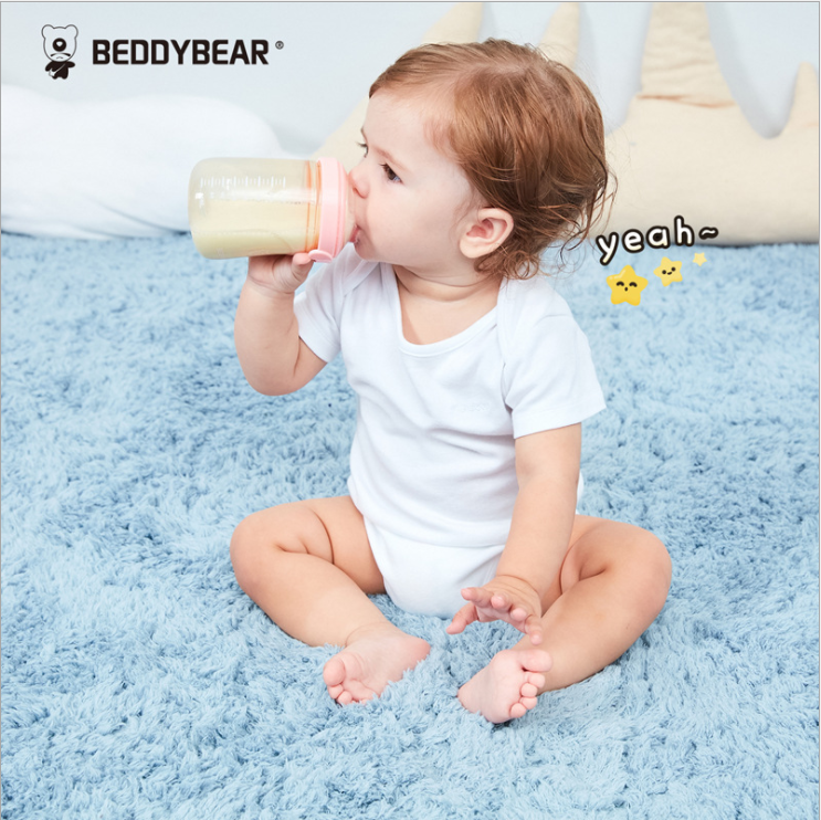 Authentic Cup Bear baby bottle 240ml anti-drop imported PPSU material liquid silicone baby suction bottle Application Scenario