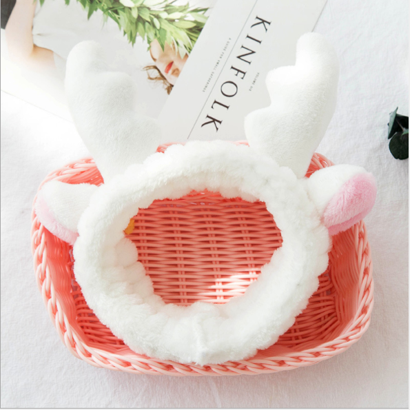 Cute antlers for sale, hairbands for washing faces, hair bands, women's makeup headbands, facial masks, hair ties, velvet, wide hair edges Application Scenario