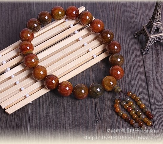 Natural dragon-patterned agate car pendant, car gear bead for entry and exit, peace Buddha bead pendant for car interior, 1.8 cm Specification image