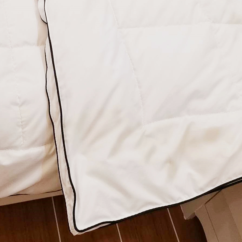 Exclusive export supply of feather down quilt core, all-cotton fiber summer cool quilt, duck slice, duck down quilt core, star-level comfort Application Scenario