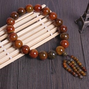 Natural dragon-patterned agate car pendant, car gear bead for entry and exit, peace Buddha bead pendant for car interior, 1.8 cm