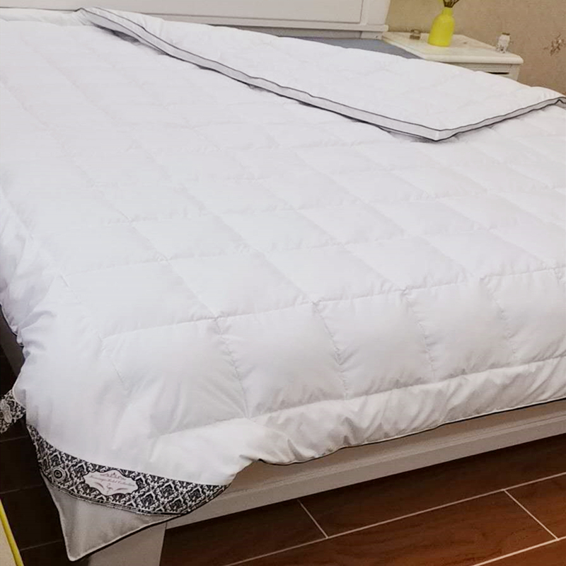 Exclusive export supply of feather down quilt core, all-cotton fiber summer cool quilt, duck slice, duck down quilt core, star-level comfort details Picture