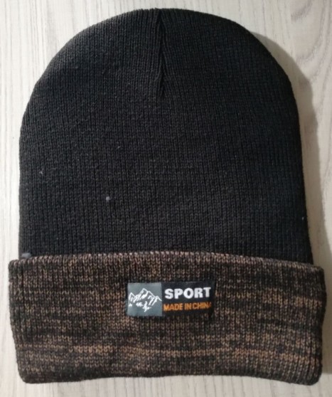 2018 New Men's Knitted Hat Autumn And Winter Hot Plus Fleece Warm Woolen Hat Simple Curling Hat A Hair Application Scenario