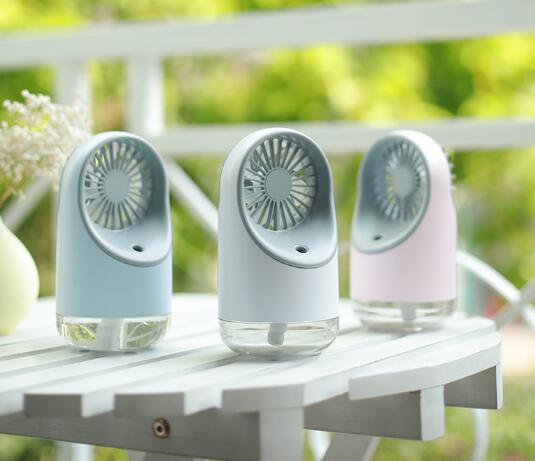 New USB fan humidifier desktop humidifier, fan charging and fan humidifier