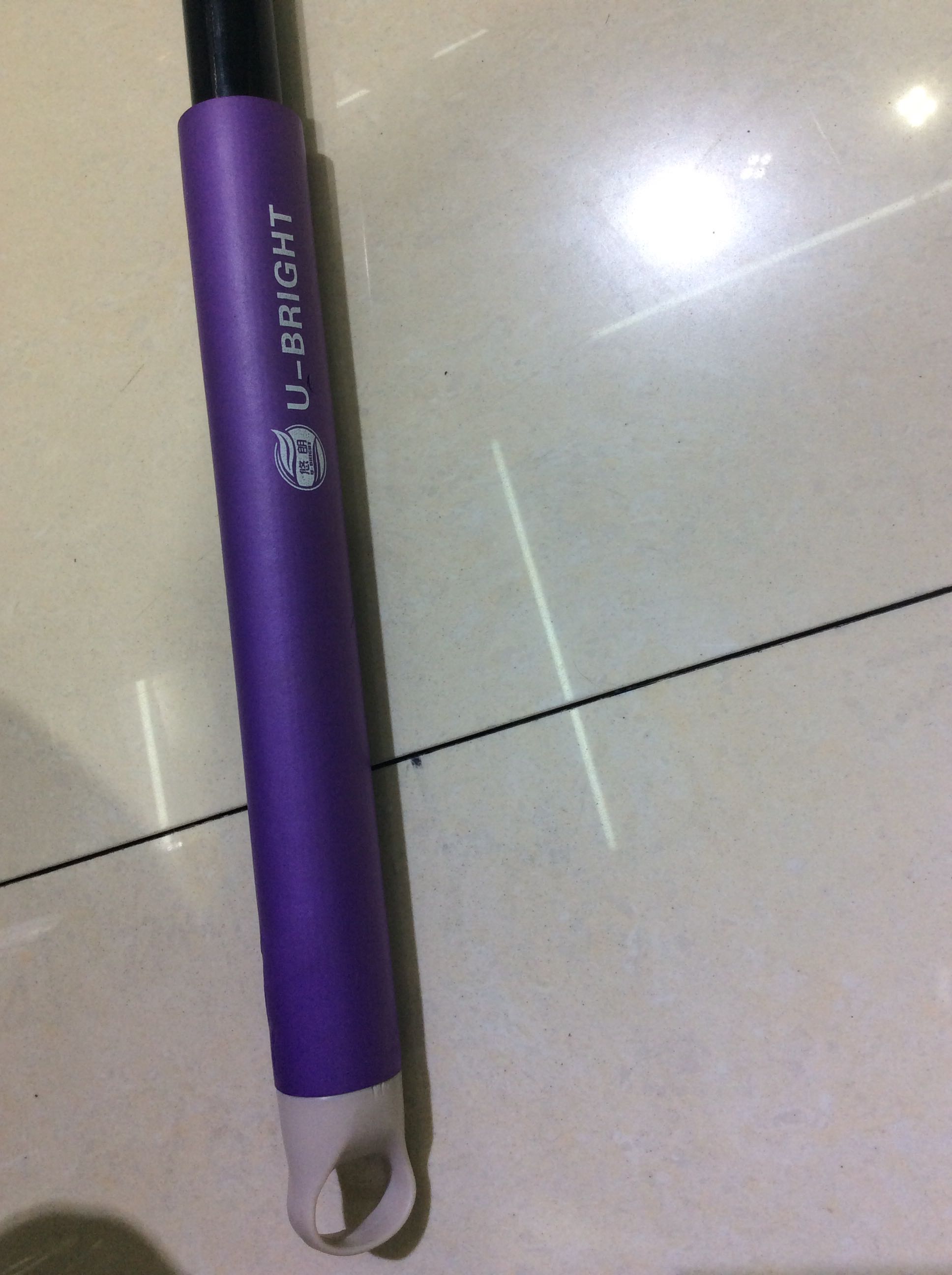 Elegant iron telescopic three row roller rubber and cotton tow Application Scenario