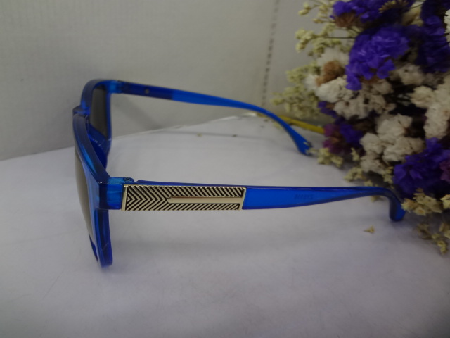 New fashionable sunglasses Application Scenario