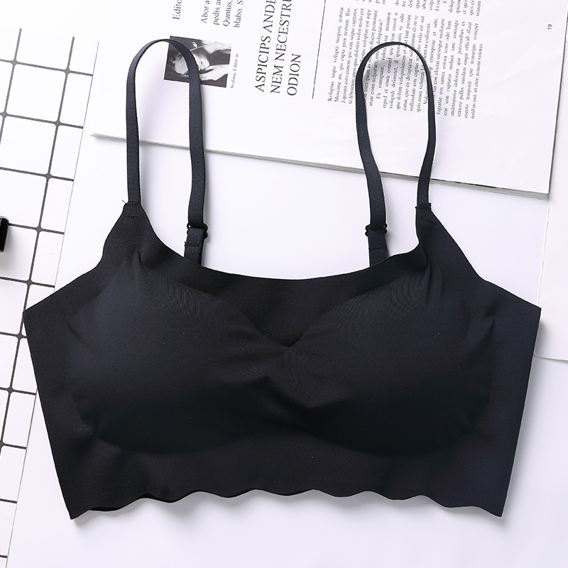 Wholesale of new Japanese products, Anxin second-generation halter bra, rims, yoga sports vest, traceless sleep underwear for women Application Scenario