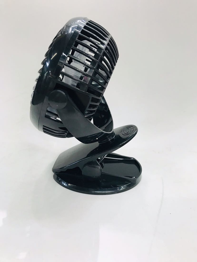 F168风扇 新款USB迷你小风扇静音学生便携式夹子电风扇产品图