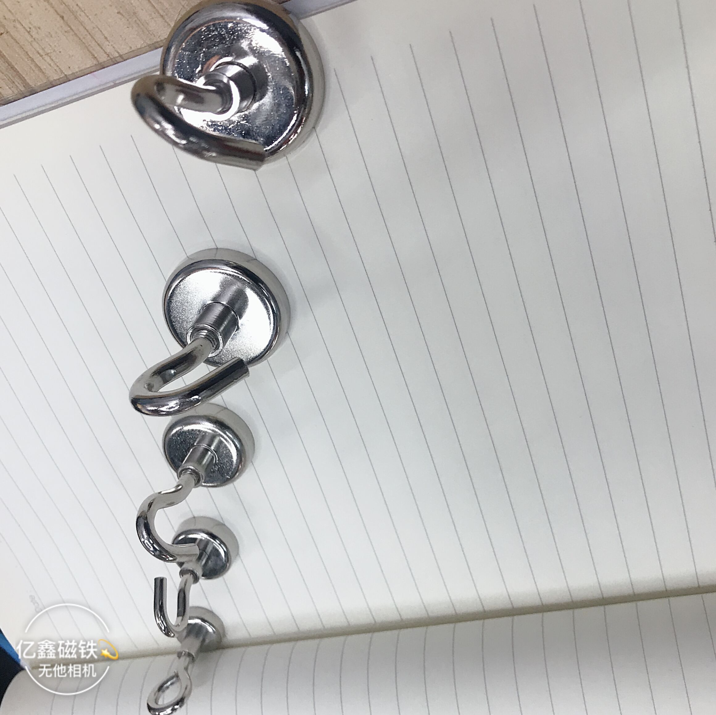 厨卫挂钩实物图