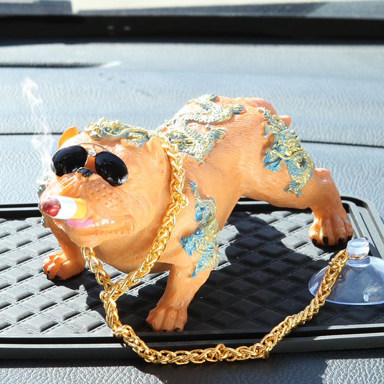 Car display Bully dog resin crafts car decorations interior decorations social dog extra large resin display