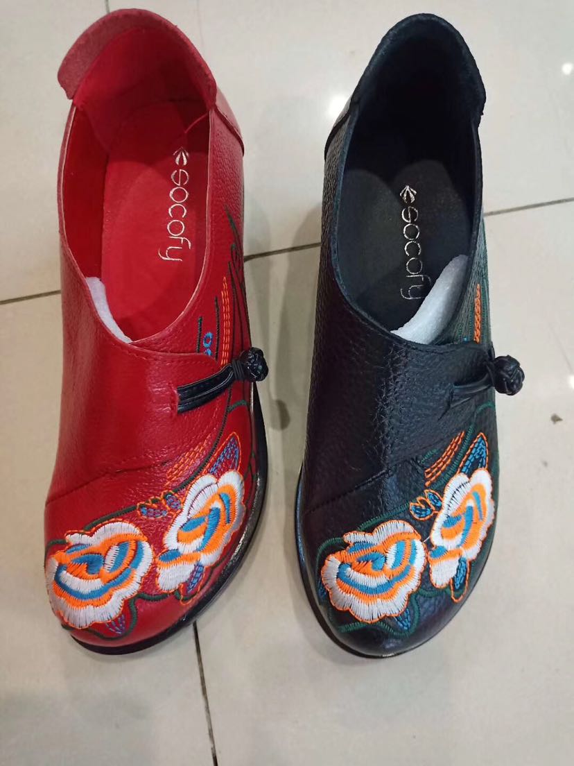 头层牛皮民族风妈妈鞋