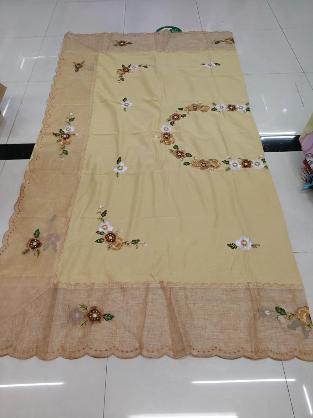 Clearance sale of the remaining stock of the three-piece linen embroidery set Specification image