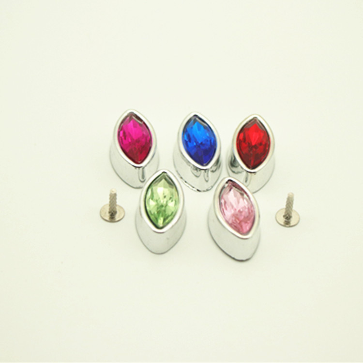 厂家各种塑料扣 塑料花鞋扣 PVC塑料鞋扣 鞋扣鞋花撞钉辅料配件