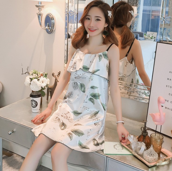 Pajama summer Korean version fresh student ice ribbon chest cushion halter nightgown summer sexy vest home wear silk details Picture