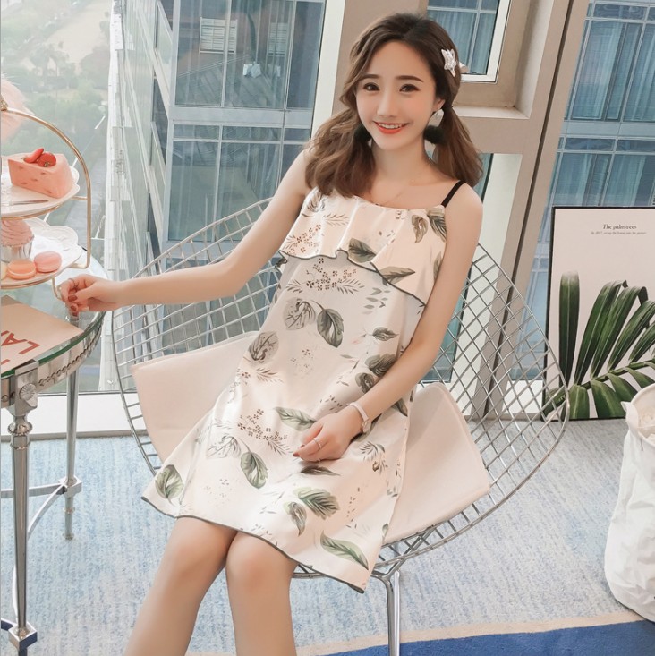 Pajama summer Korean version fresh student ice ribbon chest cushion halter nightgown summer sexy vest home wear silk Specification image