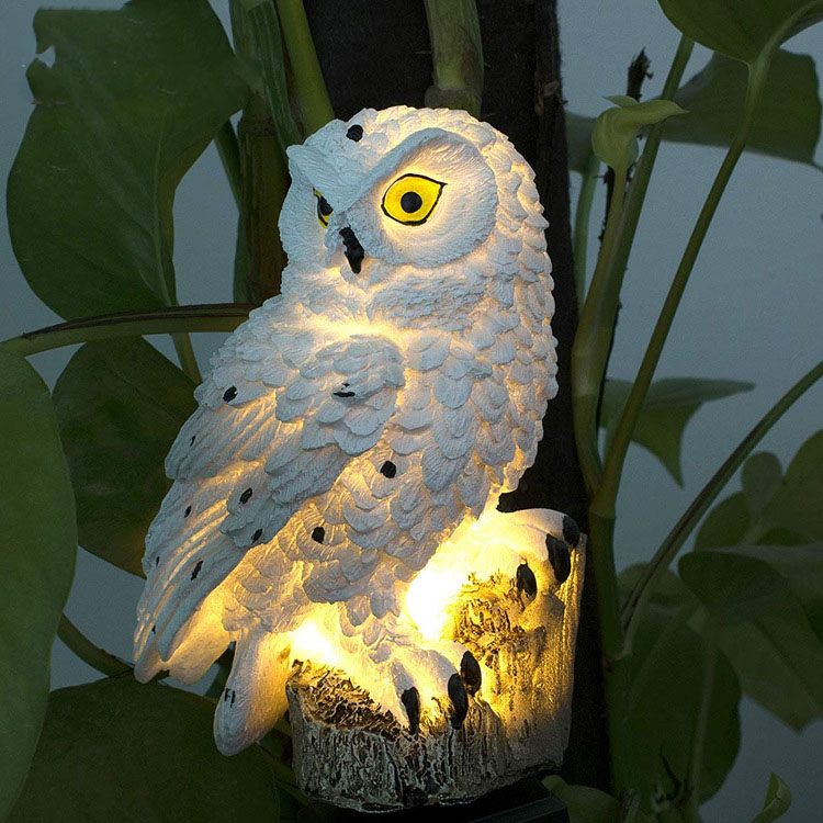 Outdoor waterproof solar landscape lamp owl shaped patio lawn lamp
