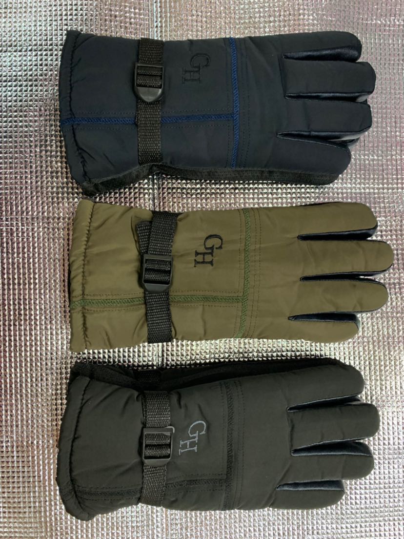 Gloves Men riding windproof and cold proof gloves cotton gloves women riding motorbikes in winter