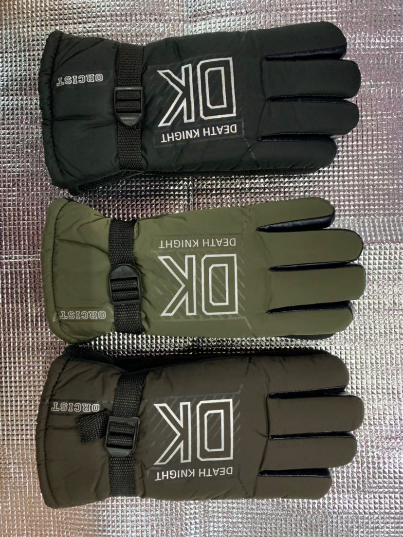 Guantes engrosados de invierno venta al por mayor venta directa de fábrica guantes de algodón grandes para hombres caliente con fleather repelente de lluvia antideslizante ciclismo