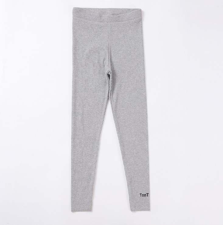 New style of threaded cotton grey leggings for women to wear outside, elastic tight nine-inch pants with embroidered letters at the hem details Picture