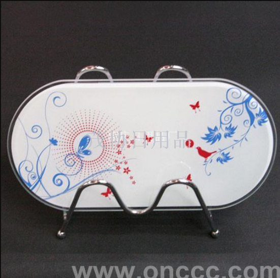 QQ Mini human scale
