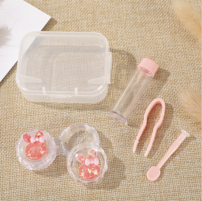 Wholesale of new colorful colored contact lens companion boxes, cartoon image contact lens care boxes and small gifts Application Scenario