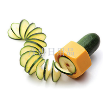 Creative Spiral Cucumber slicer melon Cuisine Knife (mixed colors)