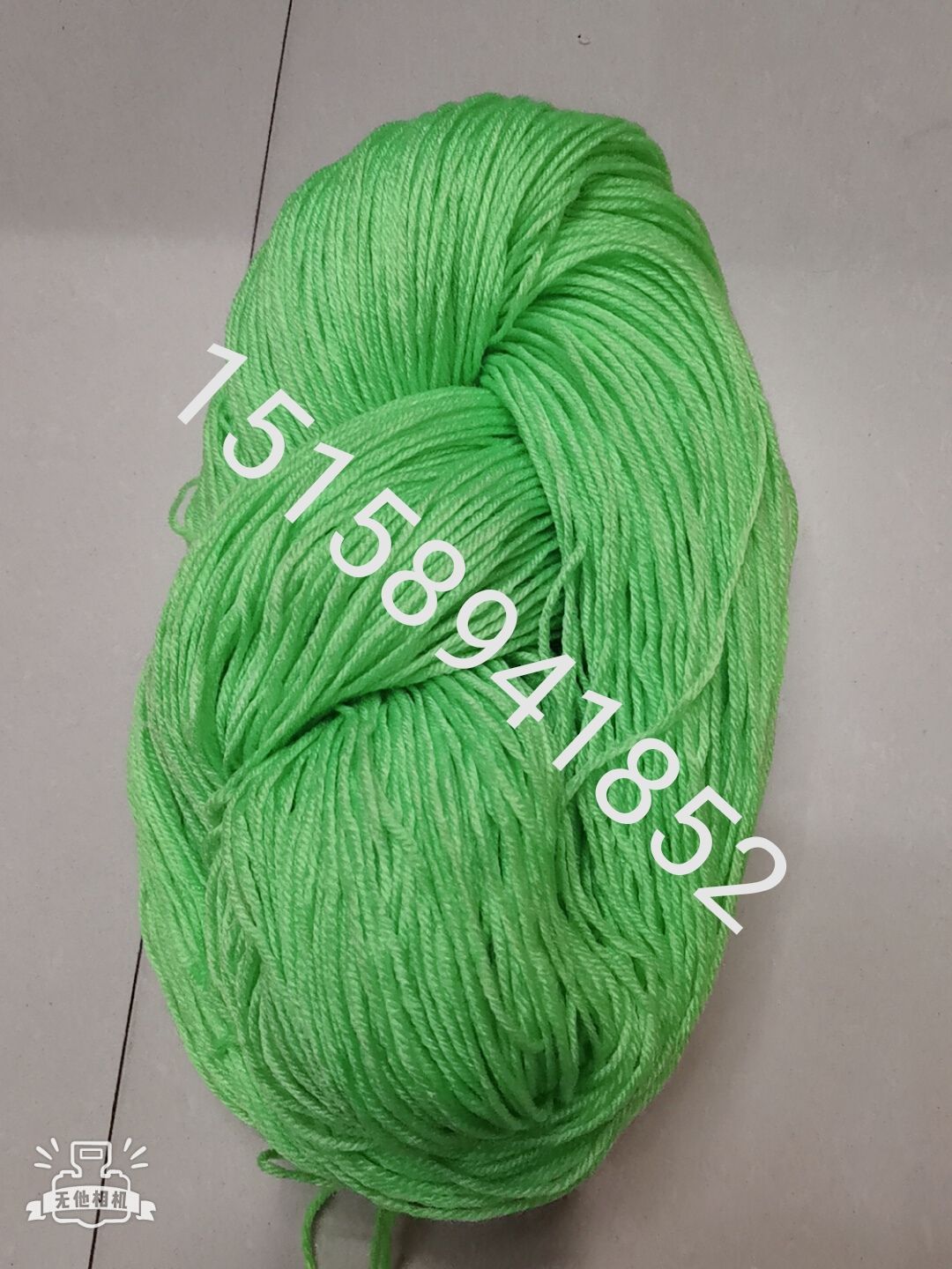 Factory direct sales of 4 strands of medium-thick acrylic yarn, spring candy-colored yarn in stock, half a jin each details Picture
