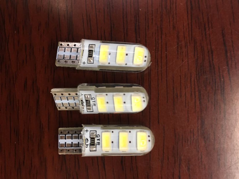 5630 t10 6灯汽车小灯示宽灯牌照灯硅胶灯