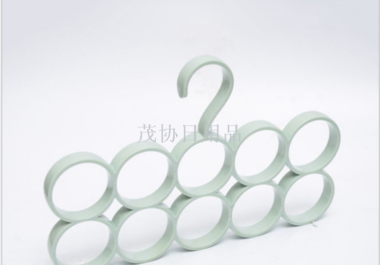 Practical and simple 10 rings multi-function scarf hanger storage rack silk scarf hanger