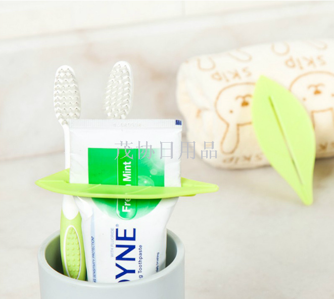Korean version of leaf shape multipurpose extruder cleansing milk extruder toothpaste 2 installs