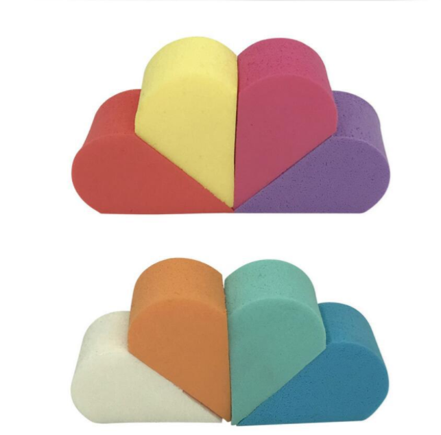 Triangular latex sbr flower-shaped eight-piece powder puff, dry and wet dual-purpose, double-sided leather petal sponge makeup powder puff Specification image