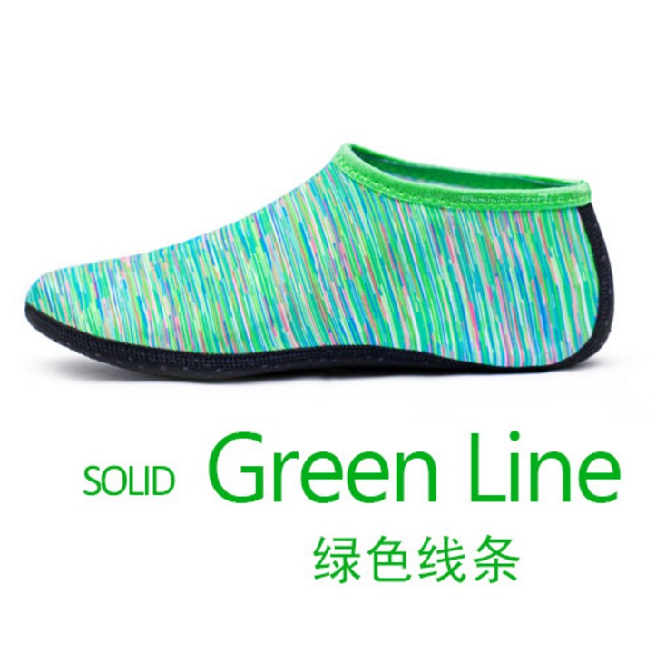 Outdoor beach shoe covers, beach socks, swimming socks, diving socks, beach socks, anti-slip underwater swimming socks, quick-drying foot covers Application Scenario