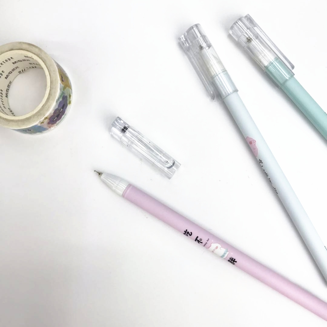 Wanbang 9073 Student gel Pen Exam Special 0.38mm cartoon creative gift Acrylic stand Specification image