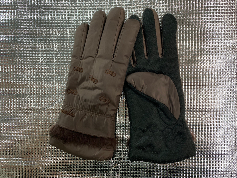 New anti-slip and warm gloves for women, winter casual and fashionable new warm sports cycling anti-slip gloves Application Scenario