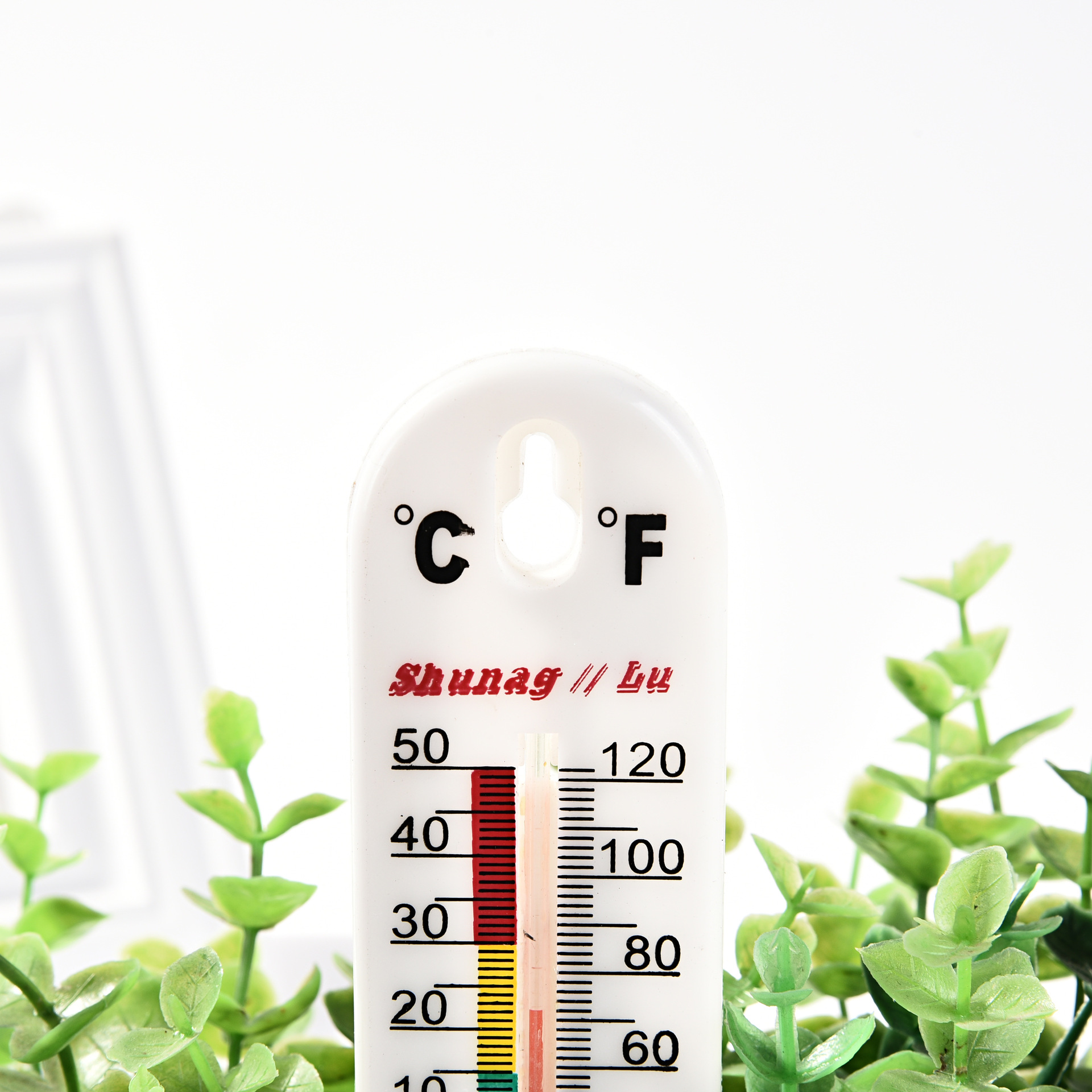 Wholesale household plastic temperature meters, five-color card thermometers, and plastic single-piece thermometers Specification image