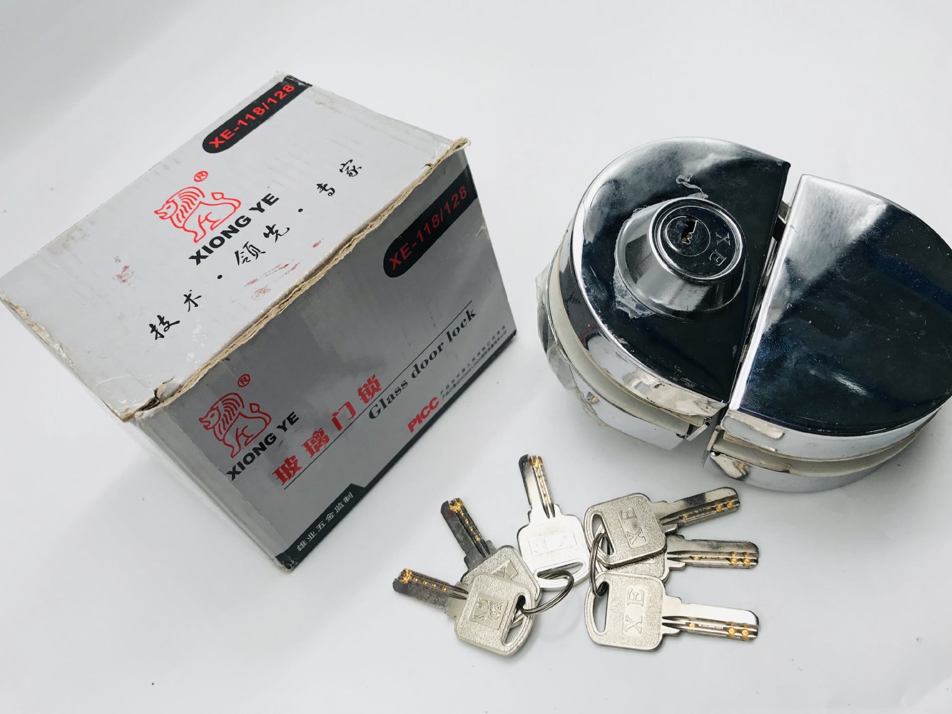 Lock high-grade iron glass door locks