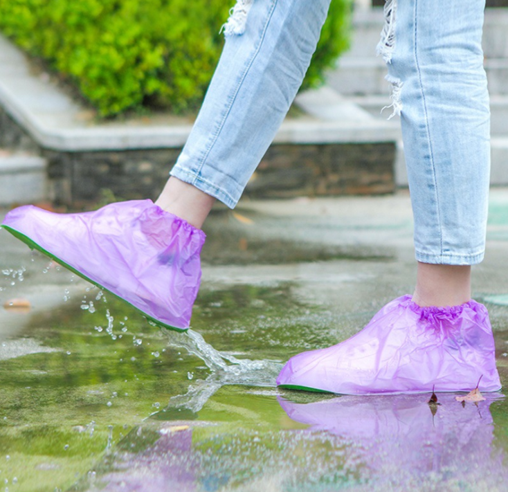 防雨鞋套实物图