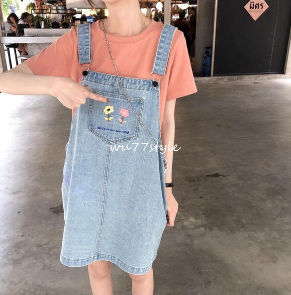 刺绣小花 学院风减龄宽松显瘦背带裙韩版牛仔裙女夏产品图
