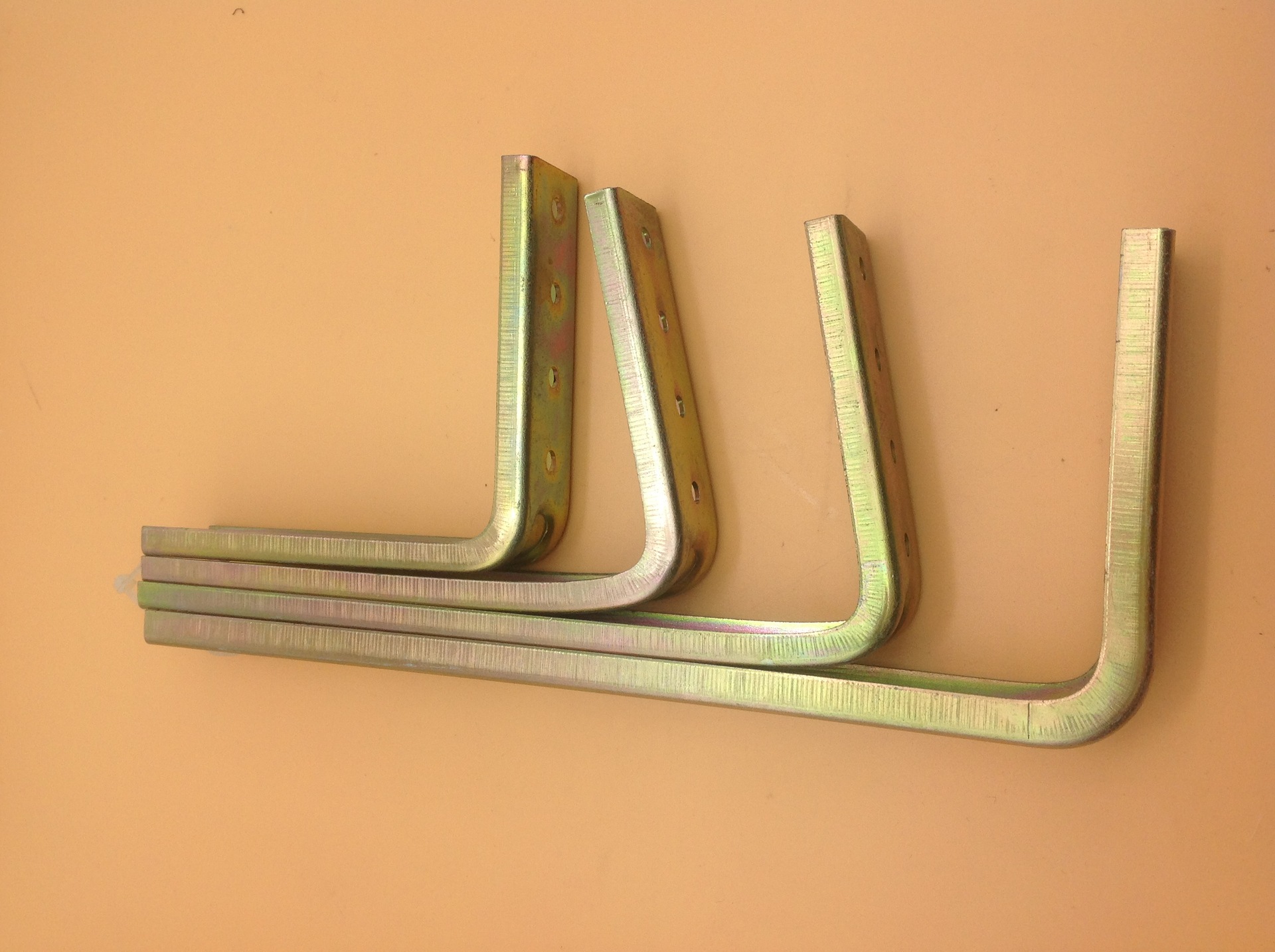Zinc alloy color zinc hardware furniture bracket