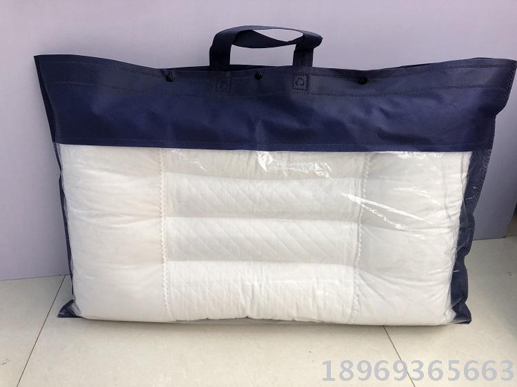 The retail quality is good, comfortable and not easy to sleep on. The buckwheat lavender sachette is shaped and has embroidered edges Application Scenario