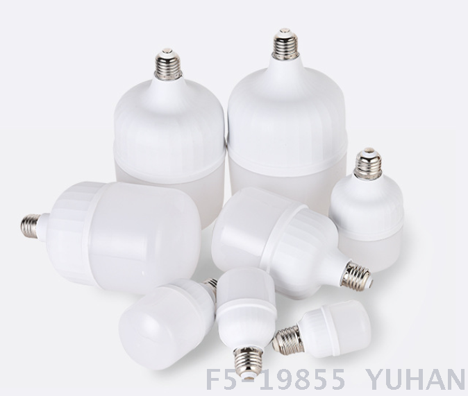 LED球泡灯实物图