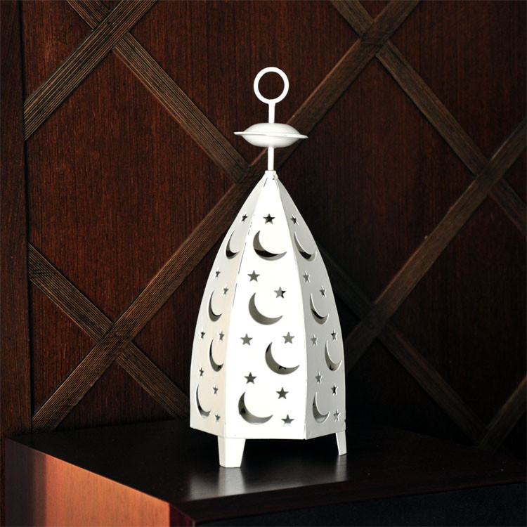 Star and moon candlestick rural retro do old wrought iron wind lamp desktop home decoration hollow Specification drawing