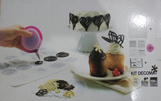 Cake drawing board